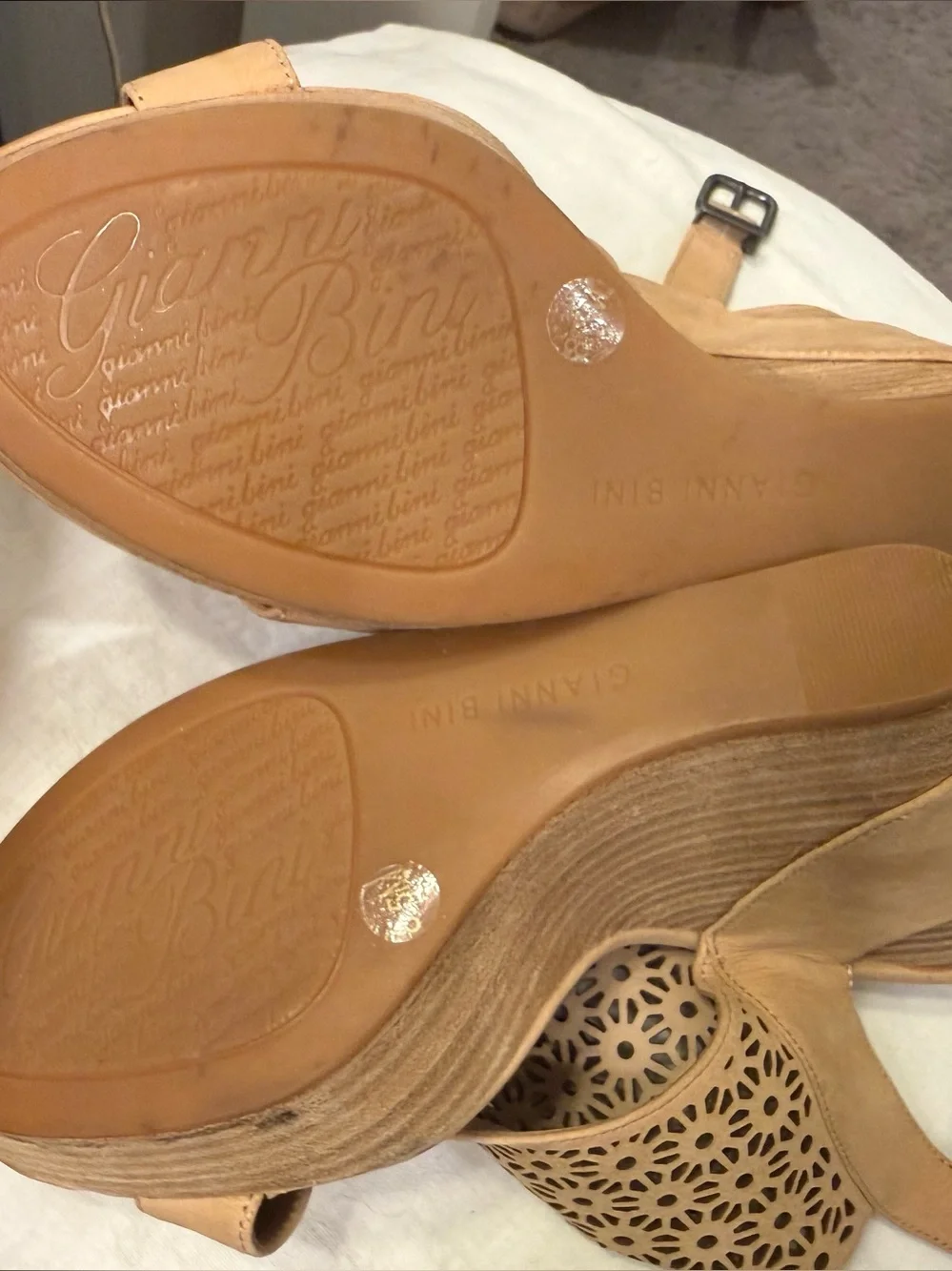 Gianni Bini Tan Leather Laser Cut Wedge Sandals Size 8.5